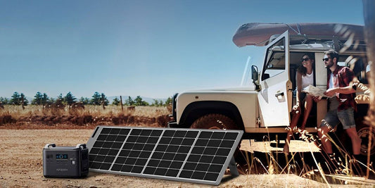 太陽光発電機で RV の旅に電力を供給